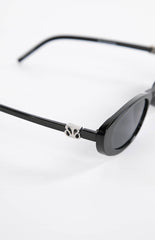 Beginning Julie Black Rounded Sunglasses